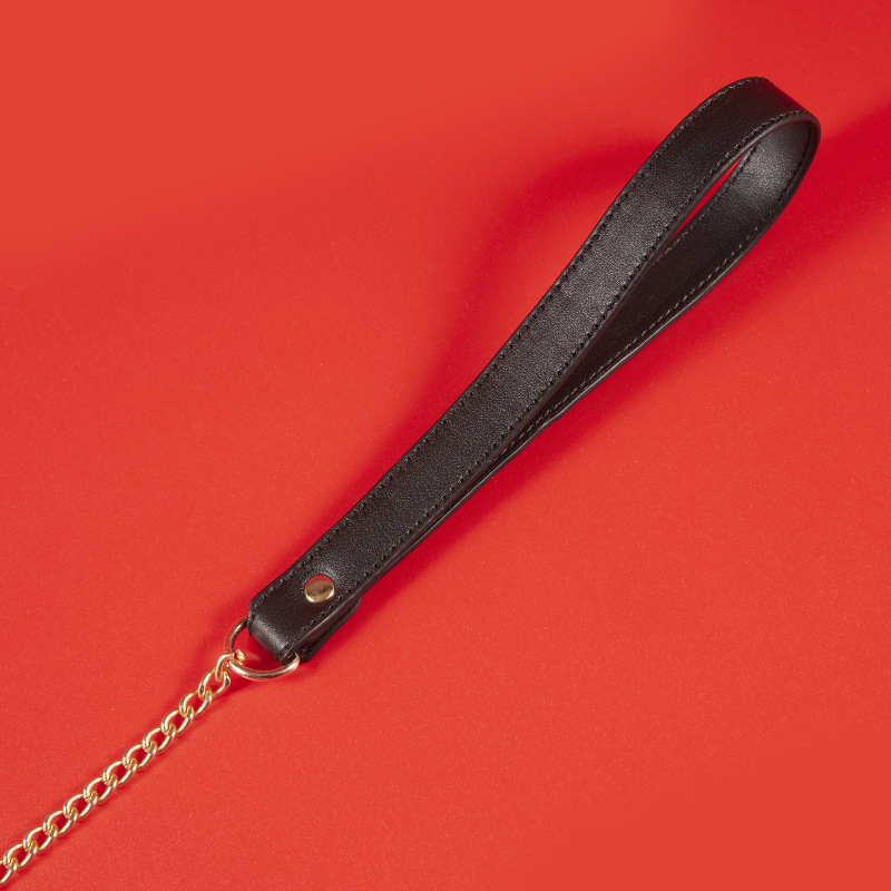 EmberIntimacy Devotion Leather Collar & Leash