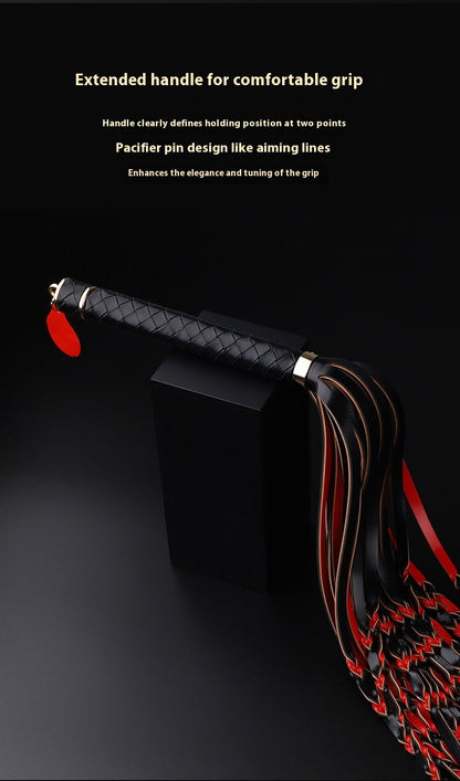 SEVANDA "Shadow Response" Flogger